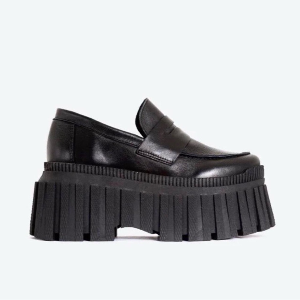 L’Intervalle Black Leather Platform Loafers Size 36